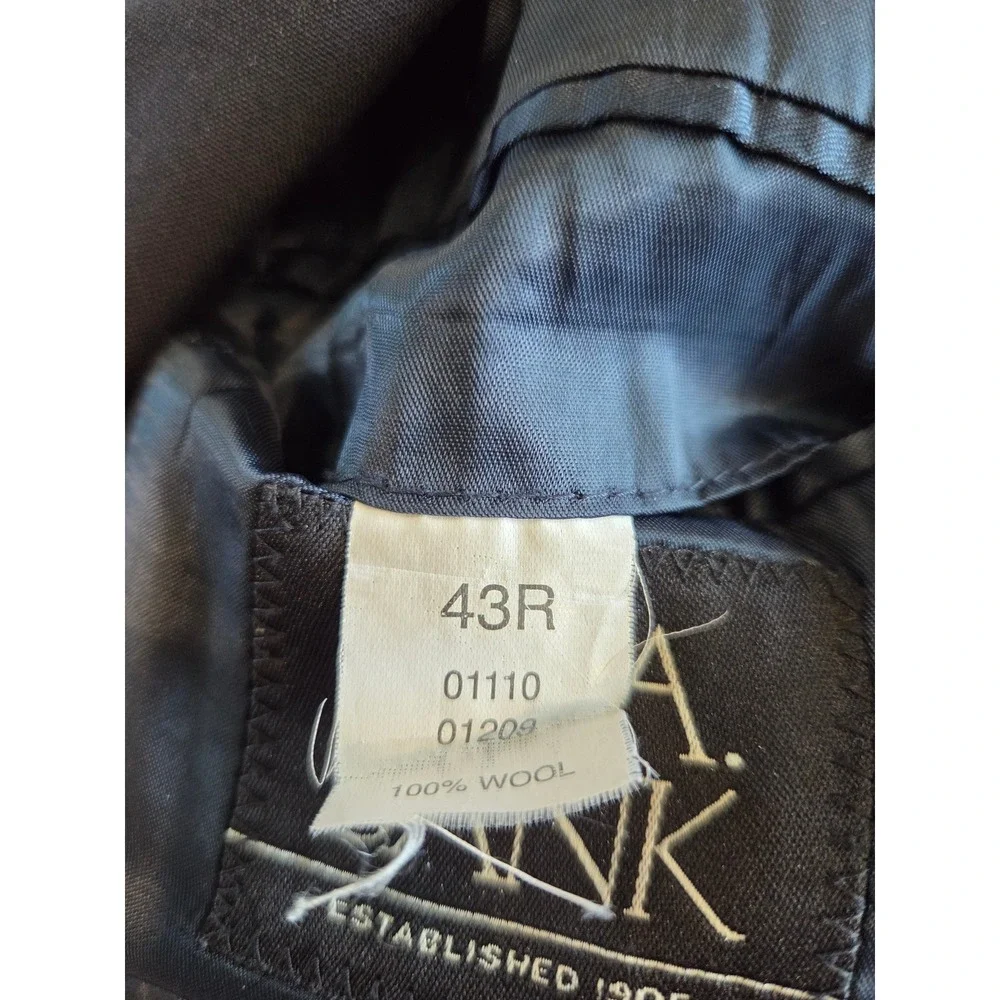EUC Jos A Bank Mens 43R Navy Blue 100% Wool Two Button Blazer Sport Coat Jacket